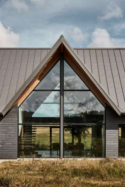 Locals will definitely agree that the steel profiles are “mousi”, which means amazing in the local dialect, Hjablelundvej 49, 9830 Tårs